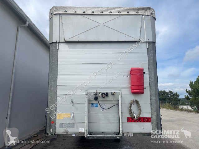 نصف مقطورة Schmitz Cargobull Semitrailer...