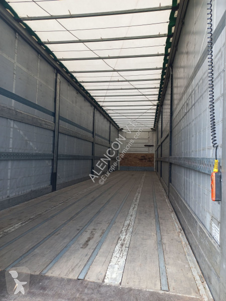 نصف مقطورة Fruehauf HAYON FKSRT4C