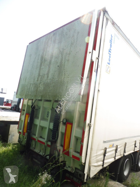 نصف مقطورة Lecitrailer PORTE-MATERIEL 3E2006CN