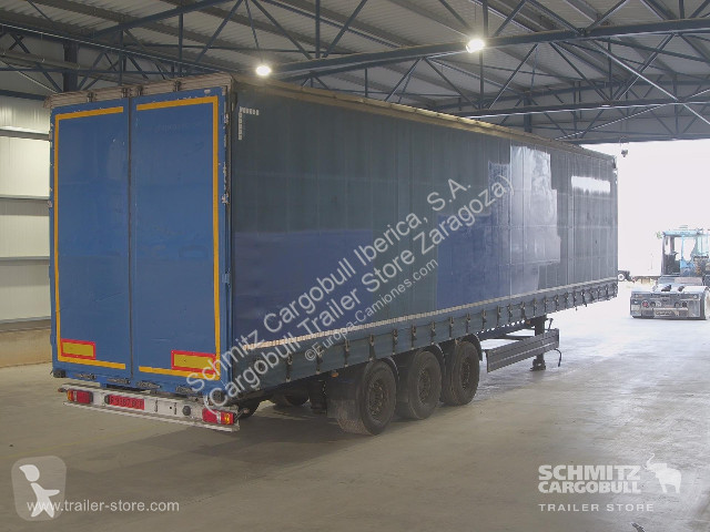 نصف مقطورة Berger Curtainsider Standard
