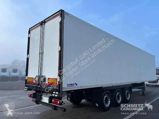 Oplegger Schmitz Cargobull Reefer Standard