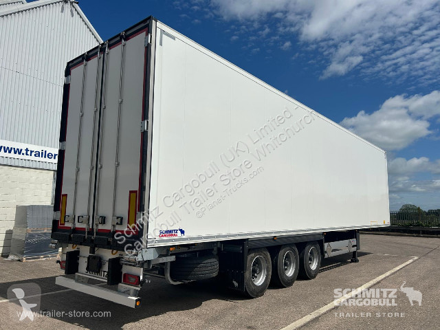نصف مقطورة Schmitz Cargobull Reefer Standard