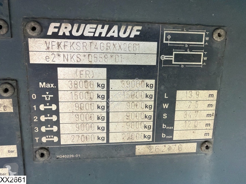 نصف مقطورة Fruehauf Tautliner