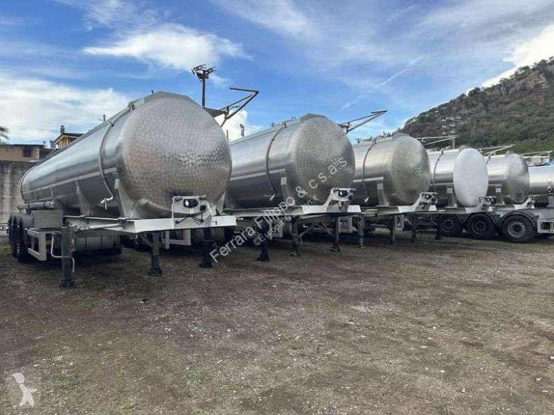 Semirimorchio Menci cisterna sara da 21000lt