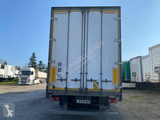 نصف مقطورة Fruehauf