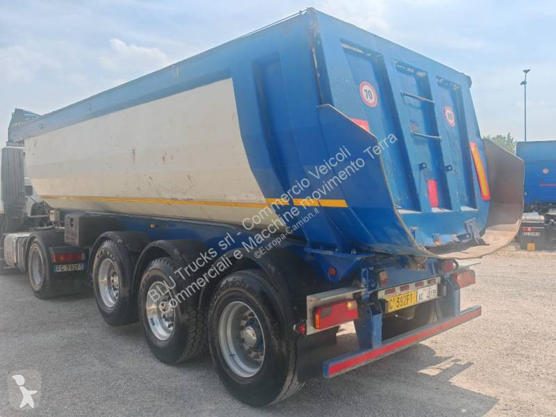 نصف مقطورة Cargotrailers