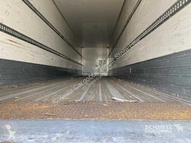 نصف مقطورة Trouillet Semitrailer Dryfreight...