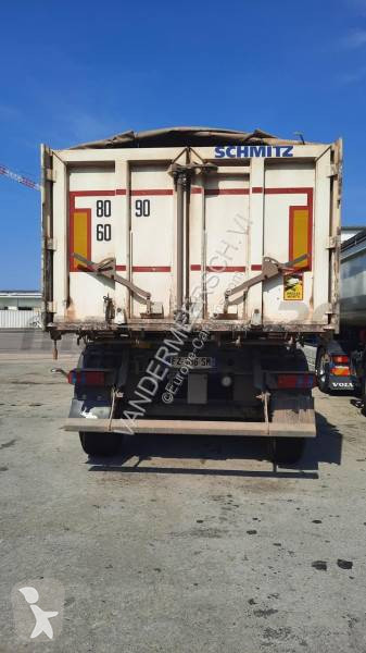 نصف مقطورة Schmitz Cargobull SCB