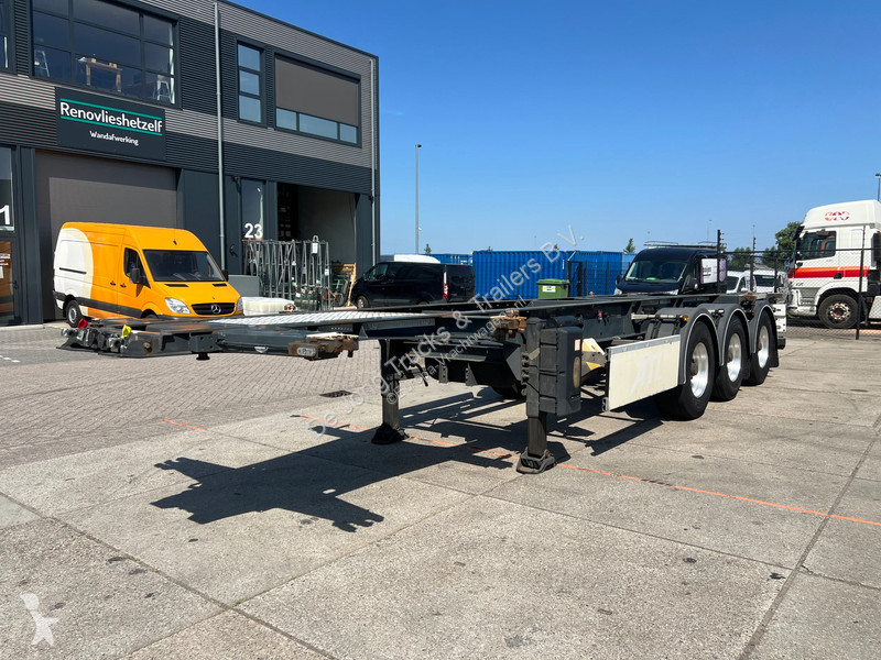 نصف مقطورة LAG O-3-CC / Tank Chassis 20-30FT /...