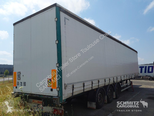 Semi remorque Fruehauf Semitrailer Curtainsider...