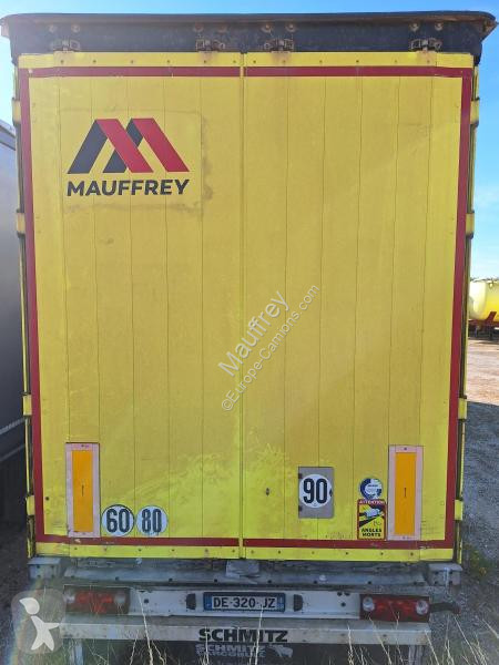 Félpótkocsi Schmitz Cargobull