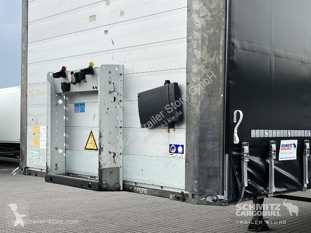 نصف مقطورة Schmitz Cargobull Curtainsider Mega...