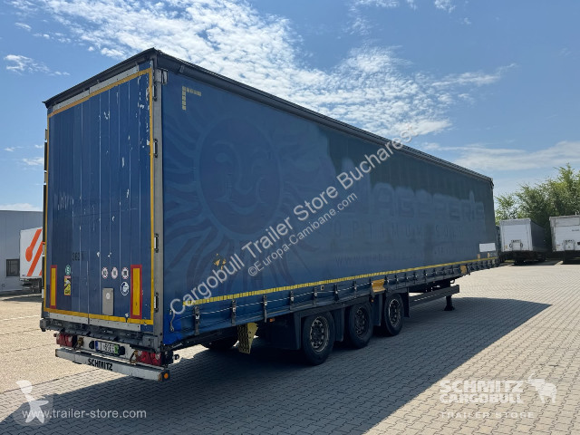 نصف مقطورة Schmitz Cargobull Curtainsider Mega