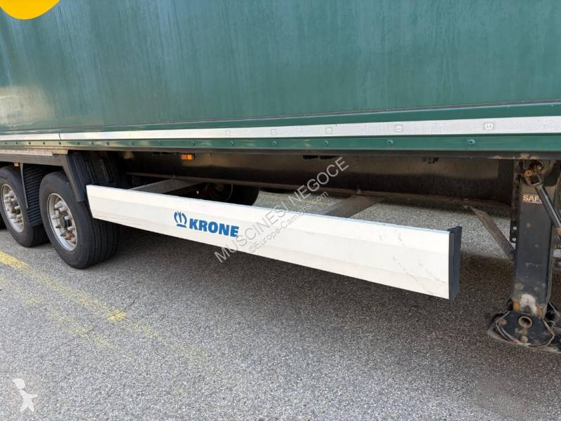 نصف مقطورة Krone