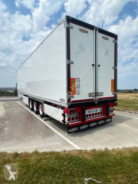 نصف مقطورة Chereau