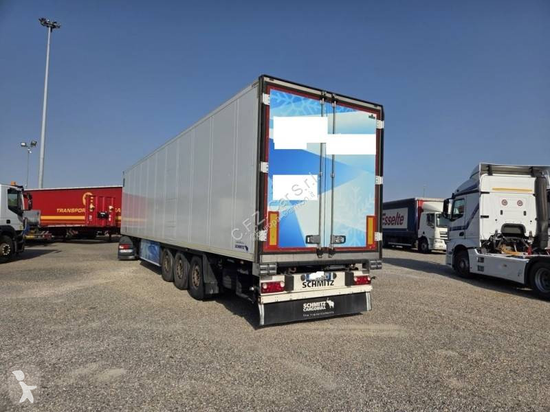 نصف مقطورة Schmitz Cargobull