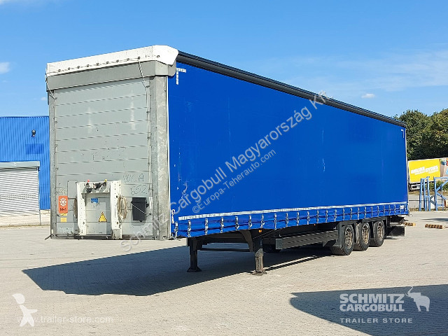 نصف مقطورة Schmitz Cargobull Curtainsider Mega