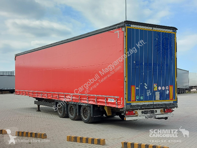 نصف مقطورة Schmitz Cargobull Curtainsider Mega