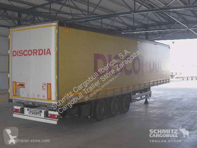نصف مقطورة Schmitz Cargobull Curtainsider Standard