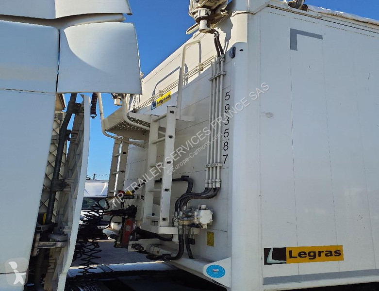 نصف مقطورة  Trailer Bulker Walking Floor 92 M3...