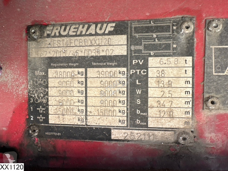 Fruehauf Tautliner semi-trailer
