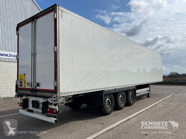 Oplegger Schmitz Cargobull Reefer Standard