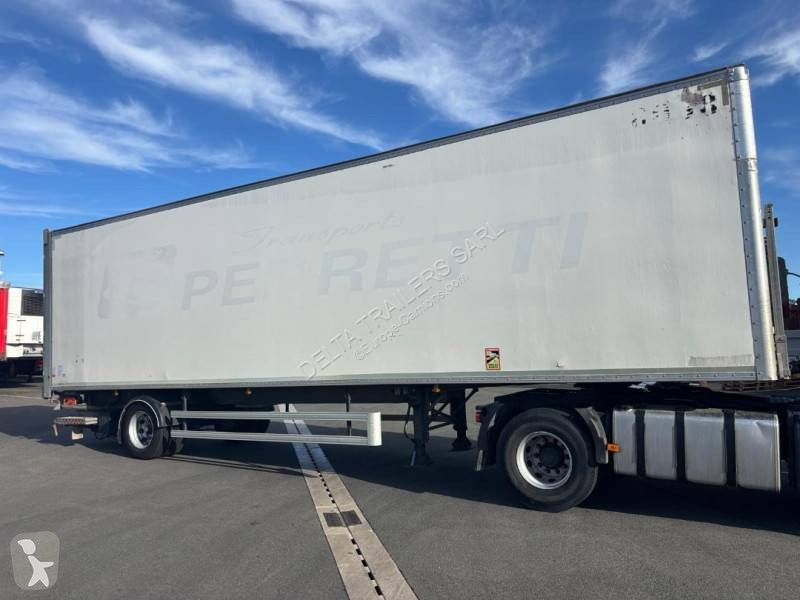 Fruehauf CITY FOURGON HAYON semi-trailer
