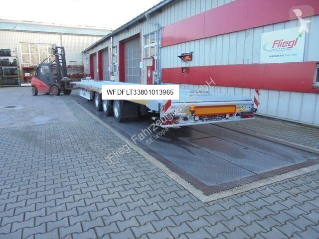 Трал Fliegl Plateauauflieger zum Fahrzeugtransport