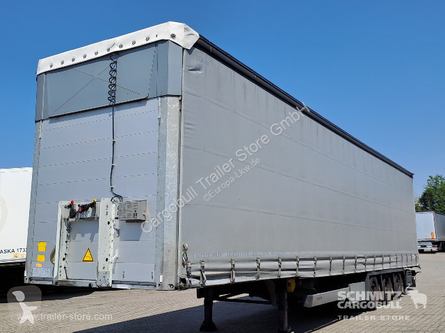 Návěs Schmitz Cargobull Curtainsider Mega Getränke