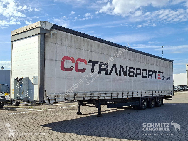 Návěs Schmitz Cargobull Curtainsider Mega Getränke