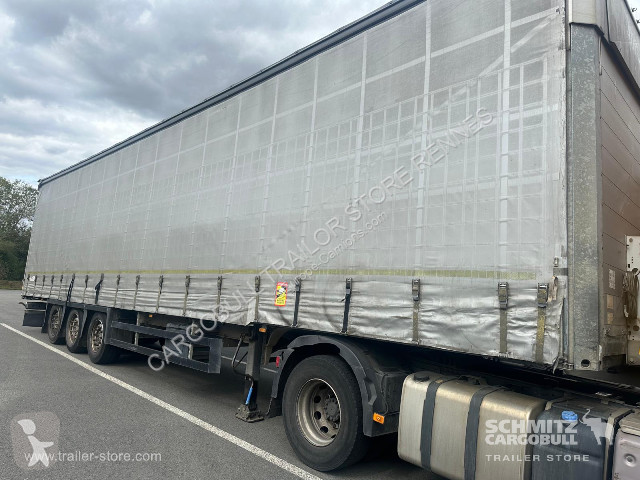 Félpótkocsi Schmitz Cargobull Semitrailer...