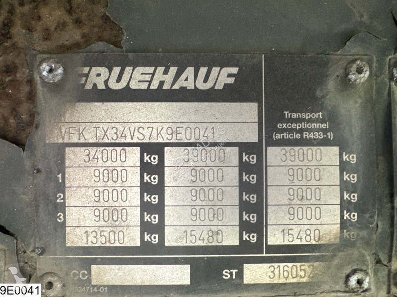 Fruehauf gesloten bak semi-trailer