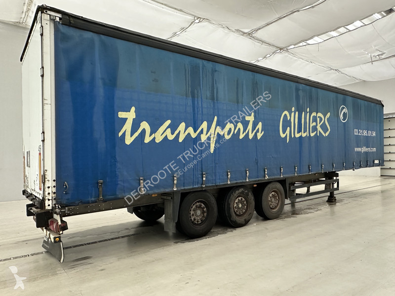Félpótkocsi Schmitz Cargobull Tautliner