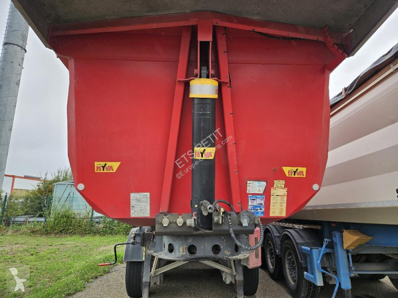 Semirremolque Fliegl  BENNE TP ACIER 3 ESSIEUX