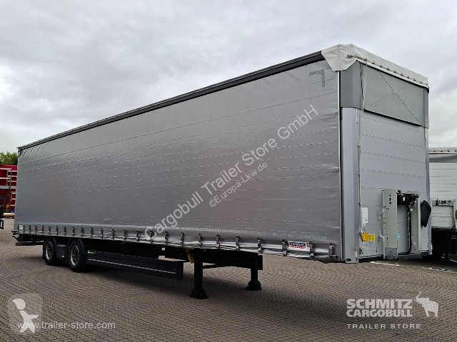Полуприцеп Berger Curtainsider Mega Getränke