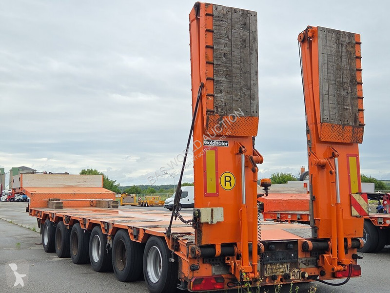 Полуприцеп Goldhofer STZ-L6-67/80A