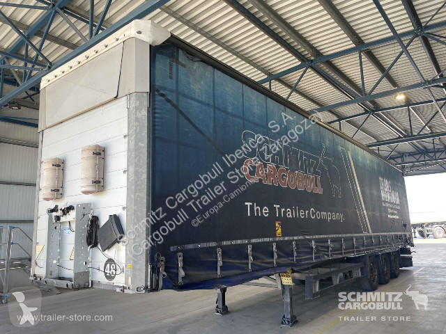 Полуприцеп Schmitz Cargobull Curtainsider Mega