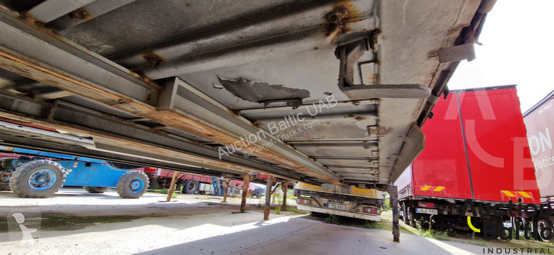 Semitrailer Wielton PC-2