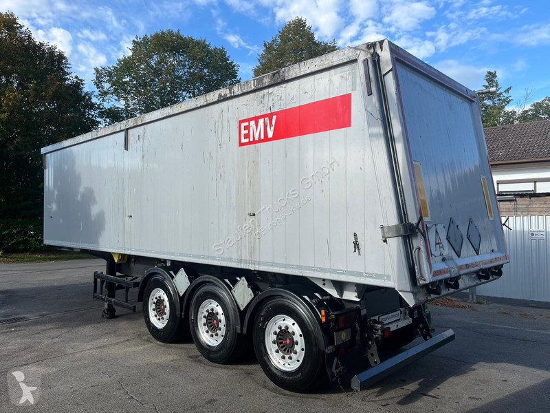 Semitrailer Langendorf SKA 24/30 Getreidekipper...