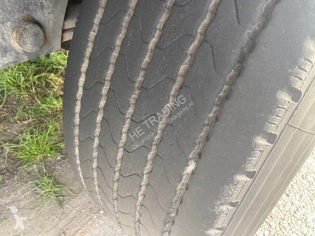 Semitrailer HTF HZP 32 koelvries stuuras laadklep