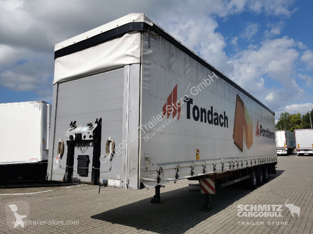 Semitrailer Schwarzmüller Curtainsider Mega