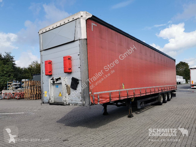 Semitrailer Schmitz Cargobull Curtainsider Mega