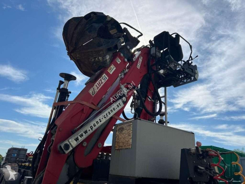 Semirimorchio TecnoKar Trailers SCARRABILE CON GRU
