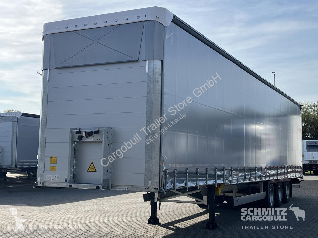 Schmitz Cargobull Curtainsider Mega Getränke...