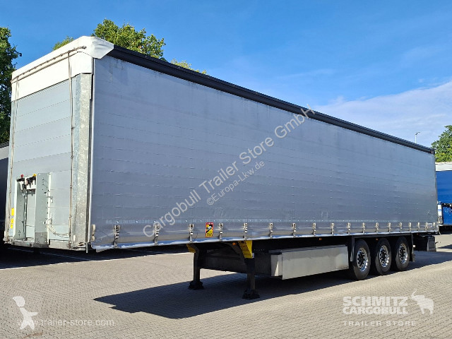 نصف مقطورة Schmitz Cargobull Curtainsider Standard