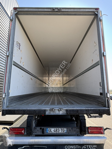 نصف مقطورة Trouillet