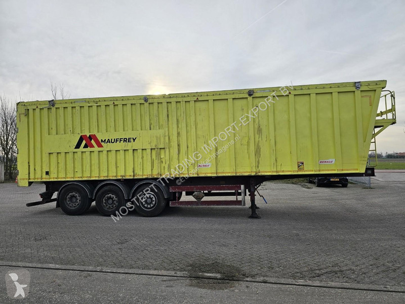 Benalu Sas C39C13 70 M3 semi-trailer