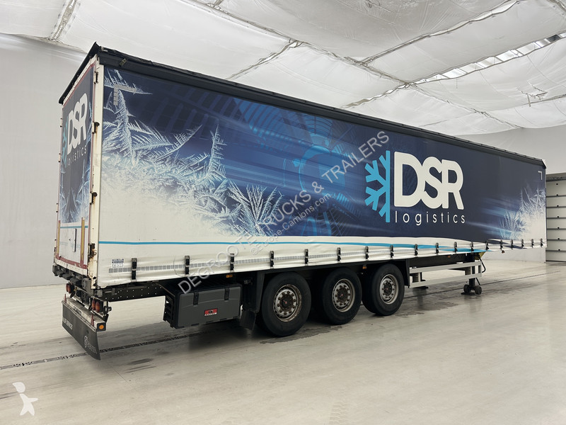 Schmitz Cargobull Tautliner semi-trailer