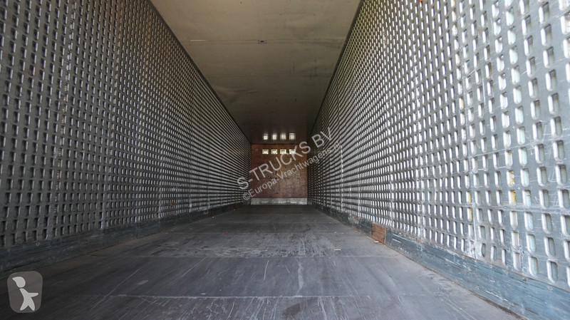 Talson 3 axle closed box trailer semi-trailer