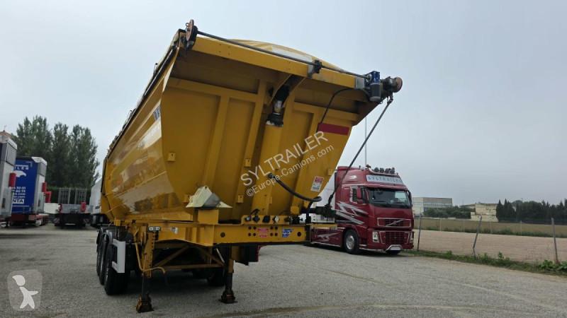 BFG  S3DC semi-trailer